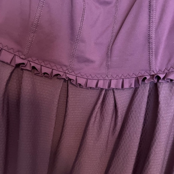 Lululemon tank - Picture 3 of 7